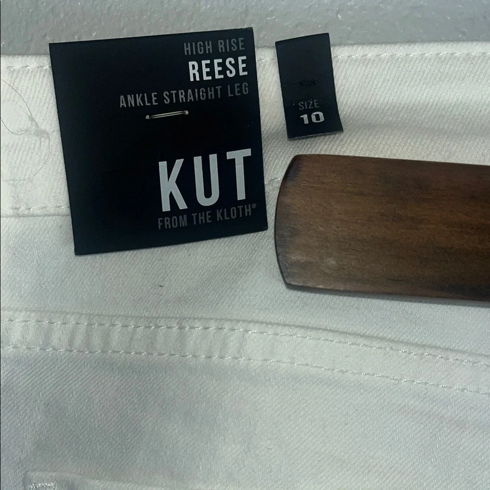 KUT From the Kloth Crop Jeans Distressed Button Fly‎ White Denim Size 10 NWT - Picture 8 of 9